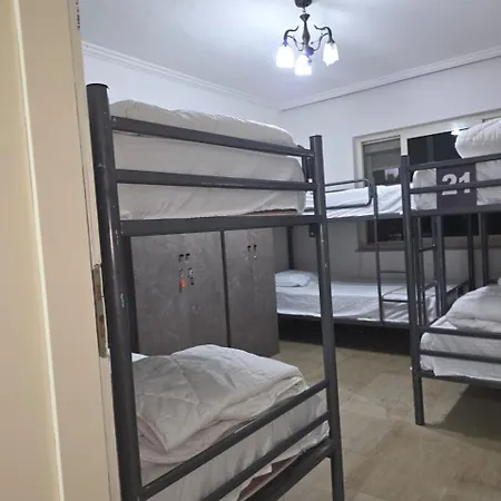 Hostel Family Tirana